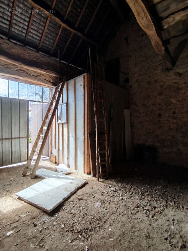 Maison à CUSSY-EN-MORVAN