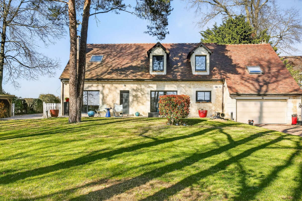 Janvry - belle maison ancienne rénové de 224m2 sur un terrain arboré de 2163m2 - photo 16