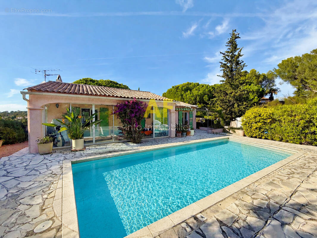 Maison à SAINT-RAPHAEL
