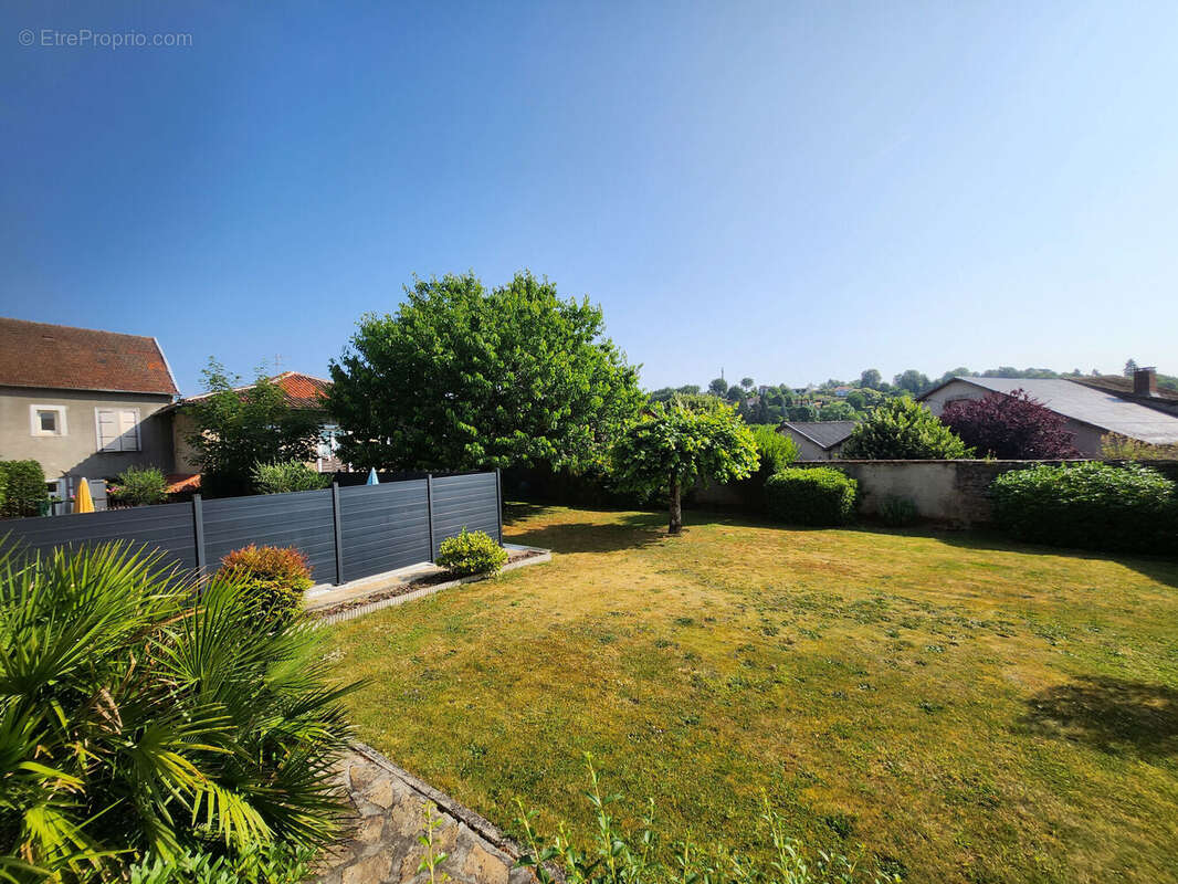 Photo 2 - Maison à AIXE-SUR-VIENNE