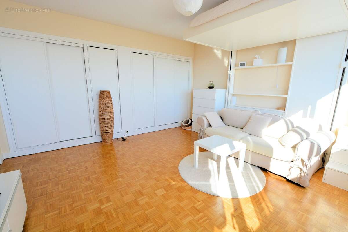 Appartement à SAINT-MAUR-DES-FOSSES