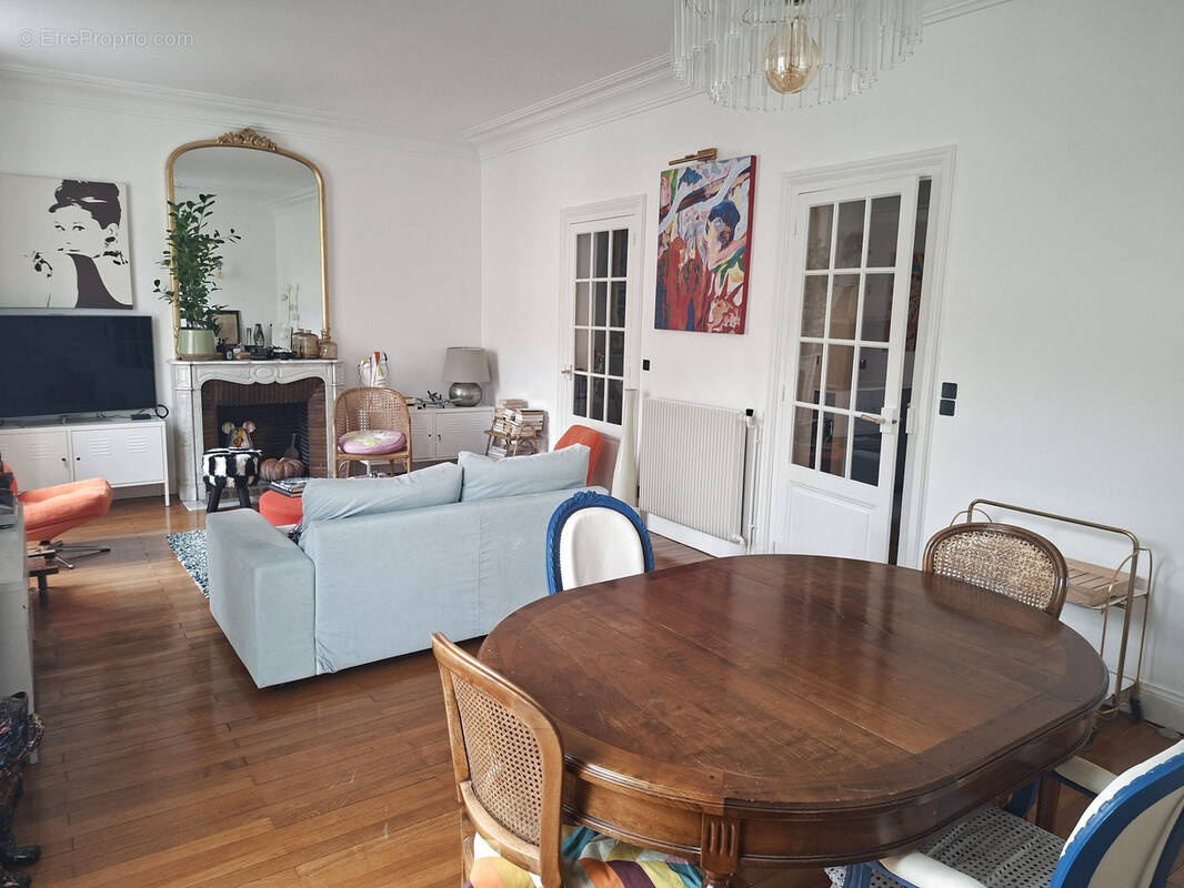 Appartement à VERSAILLES