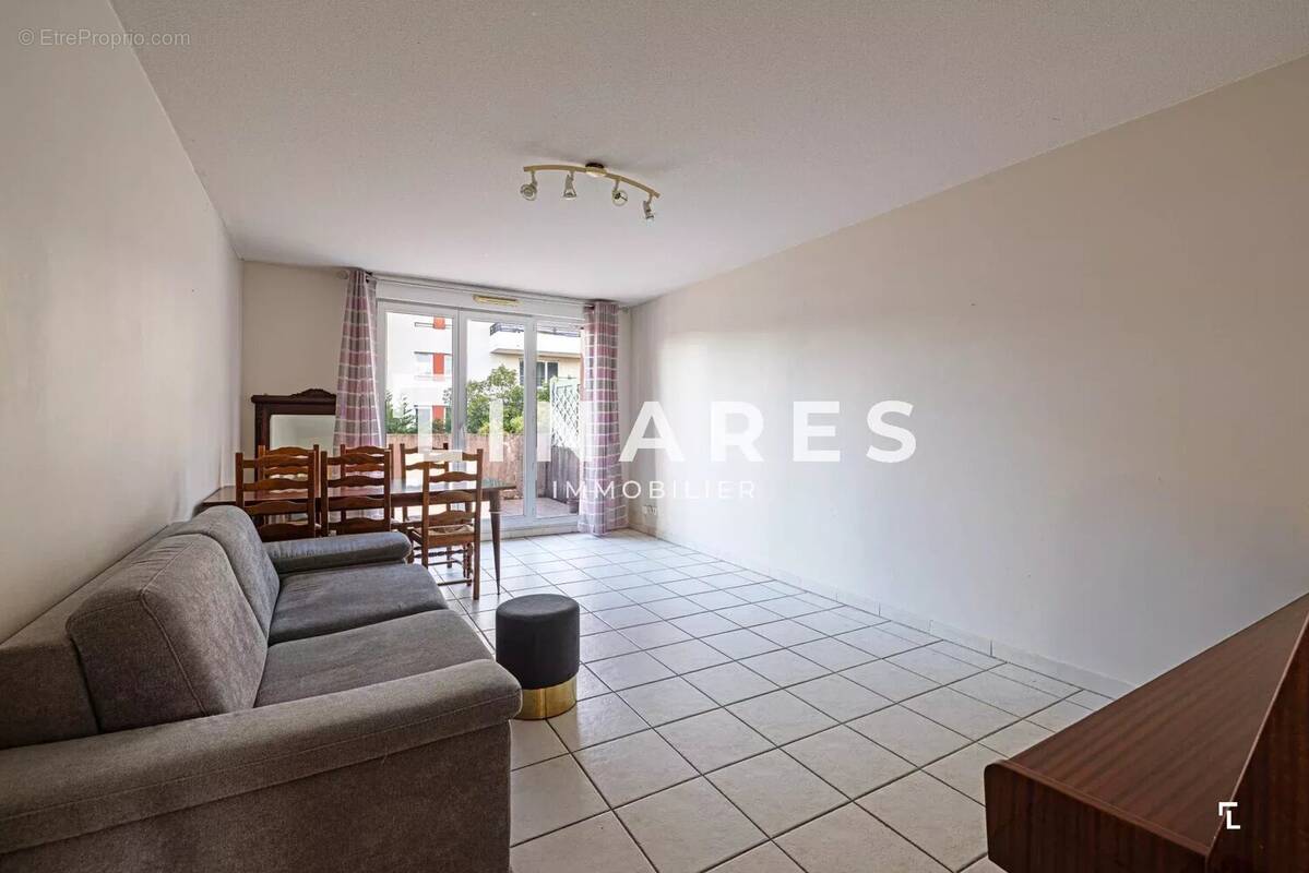 Appartement à MARSEILLE-9E