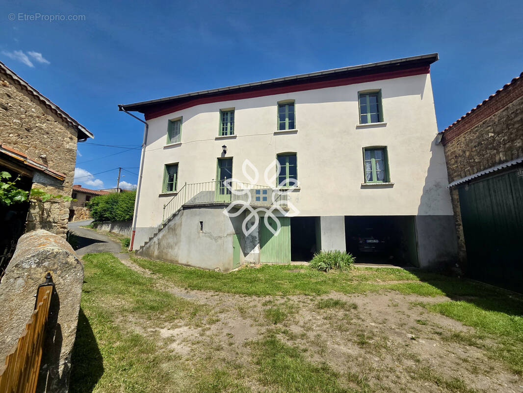 Maison à SAINT-JEAN-SAINT-GERVAIS