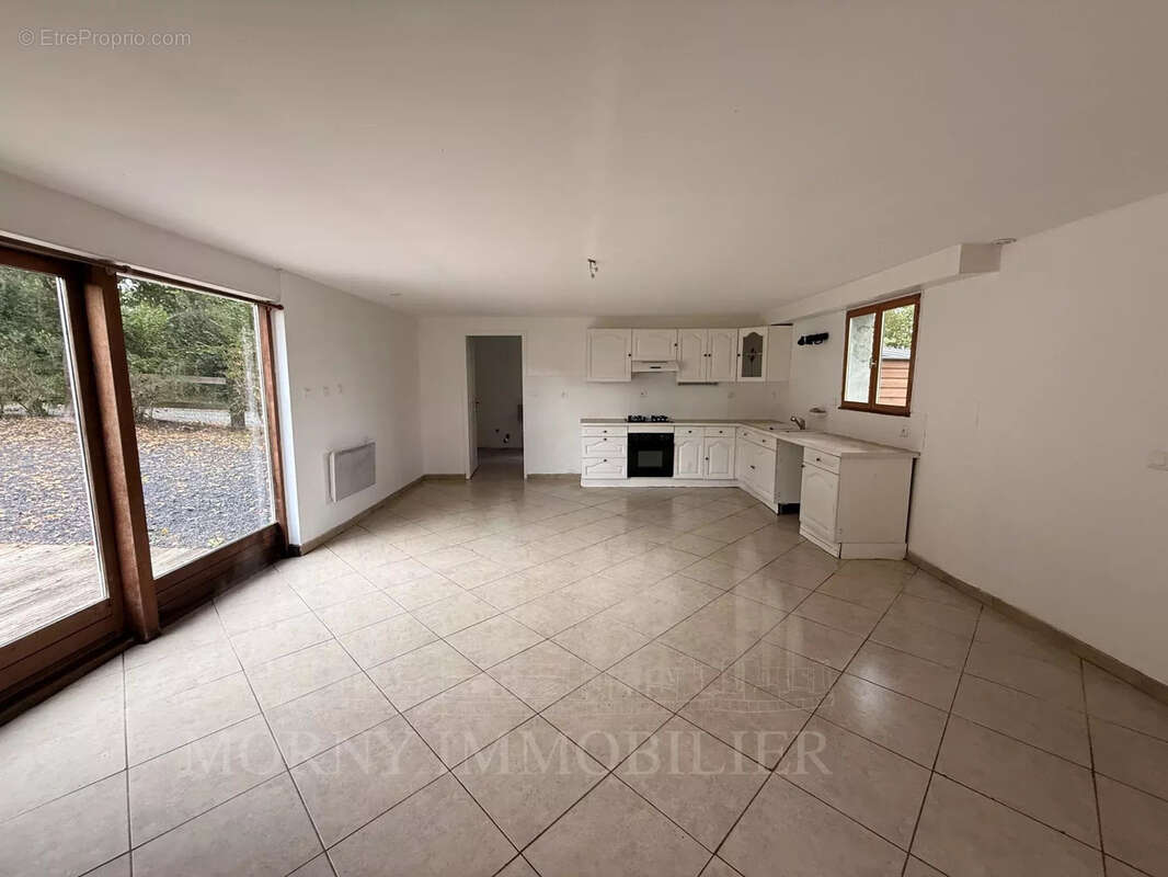 Maison à SAINT-PIERRE-AZIF