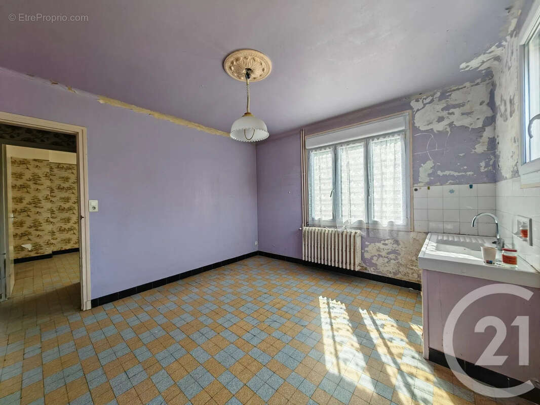 Maison 133 m² à Villeseneux  - photo 16