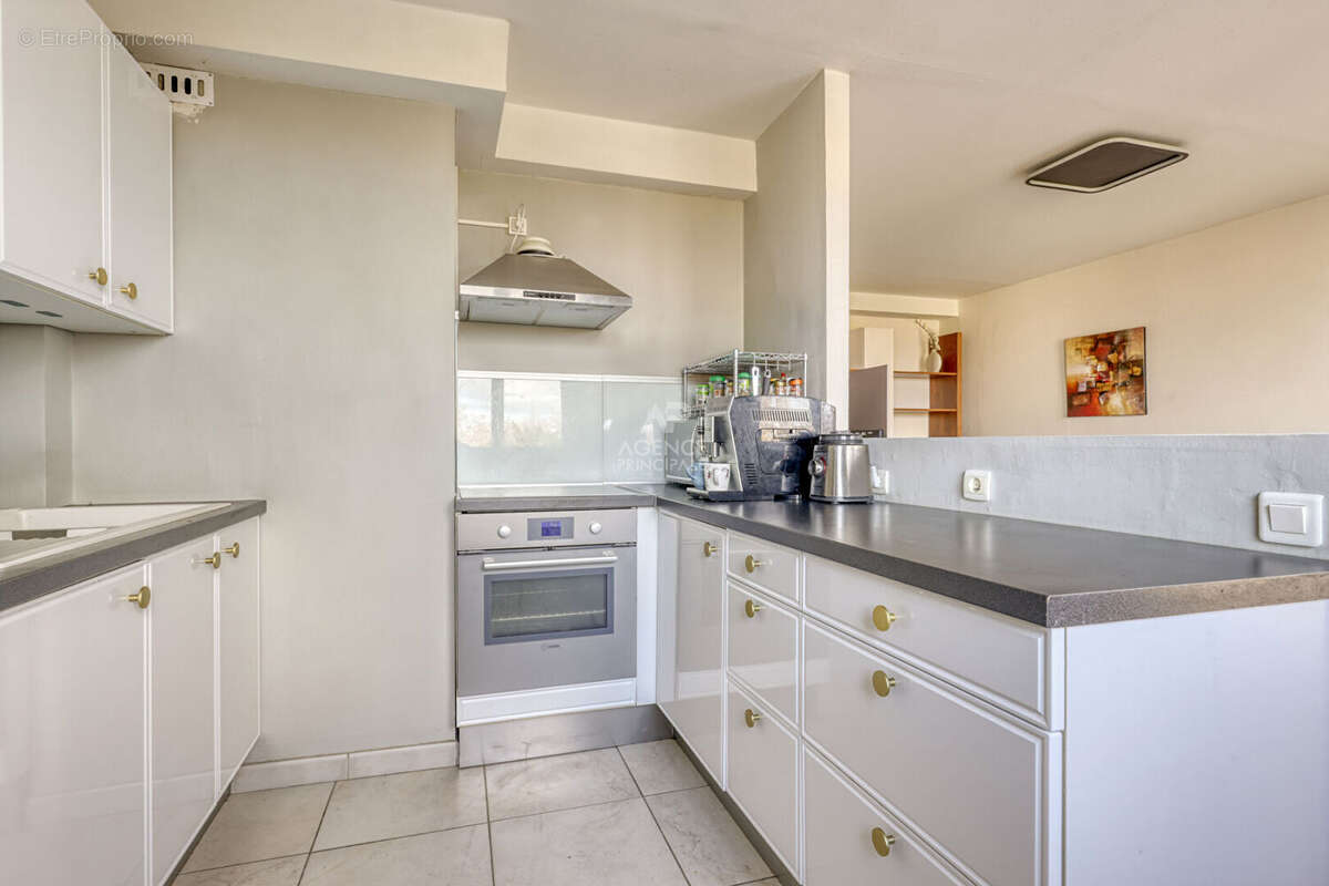 Appartement à NANTERRE