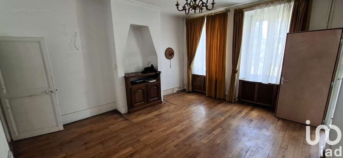 Photo 6 - Maison à VILLENEUVE-SUR-YONNE