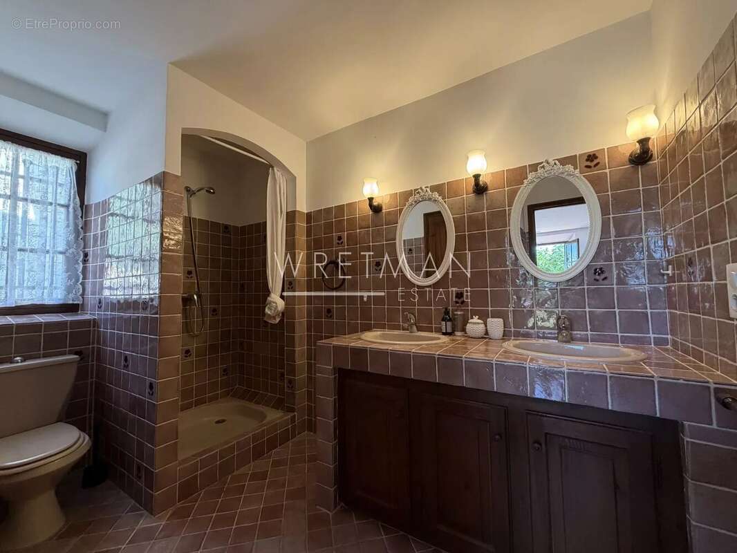 Villa en pierre avec 6 chambres et vue panoramique - SEILLANS - photo 15