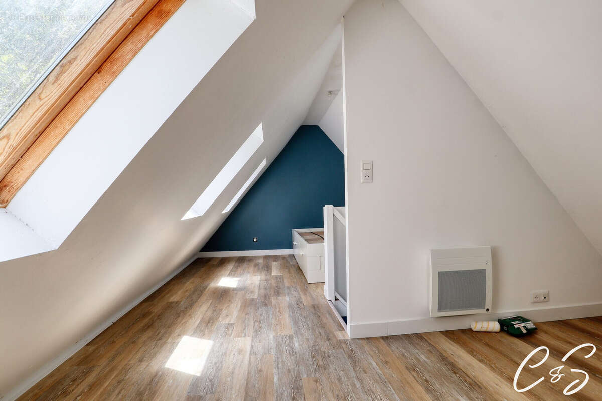 Maison 33 m² à Plomeur  - photo 7