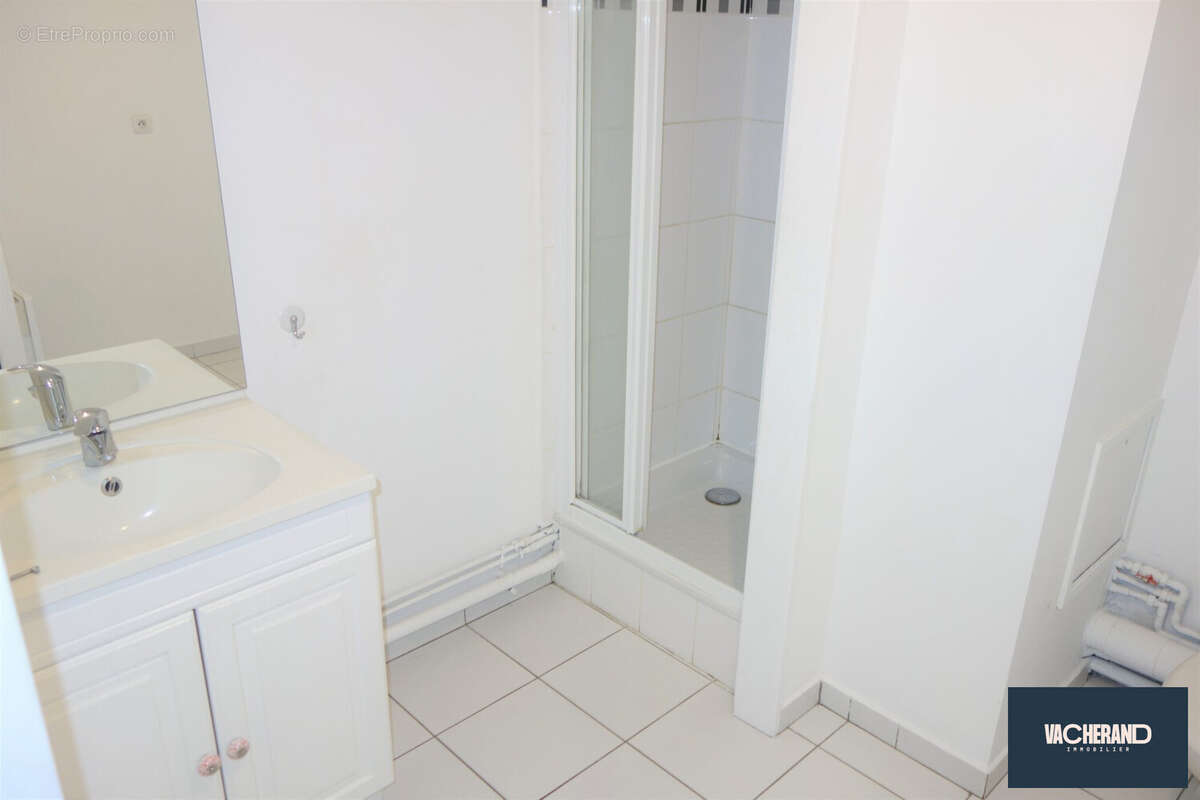 Appartement à LA MADELEINE