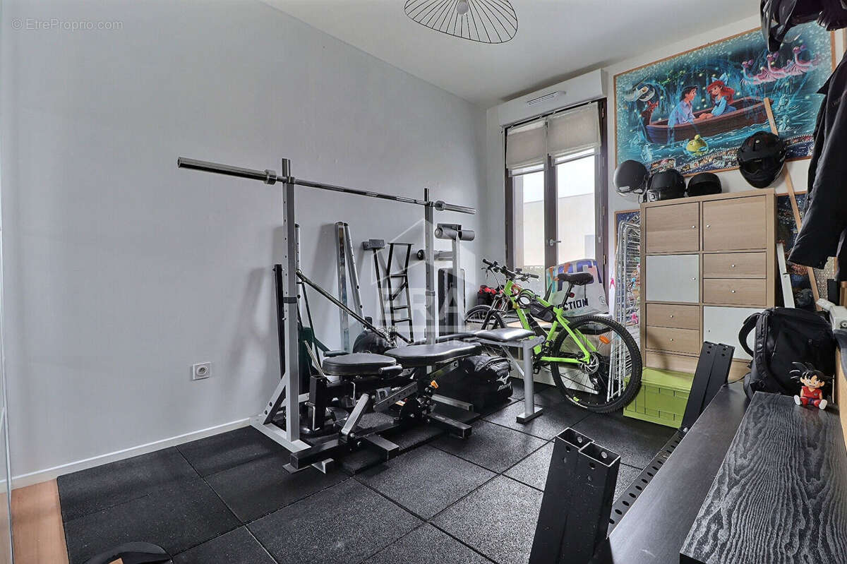 Appartement à LA COURNEUVE
