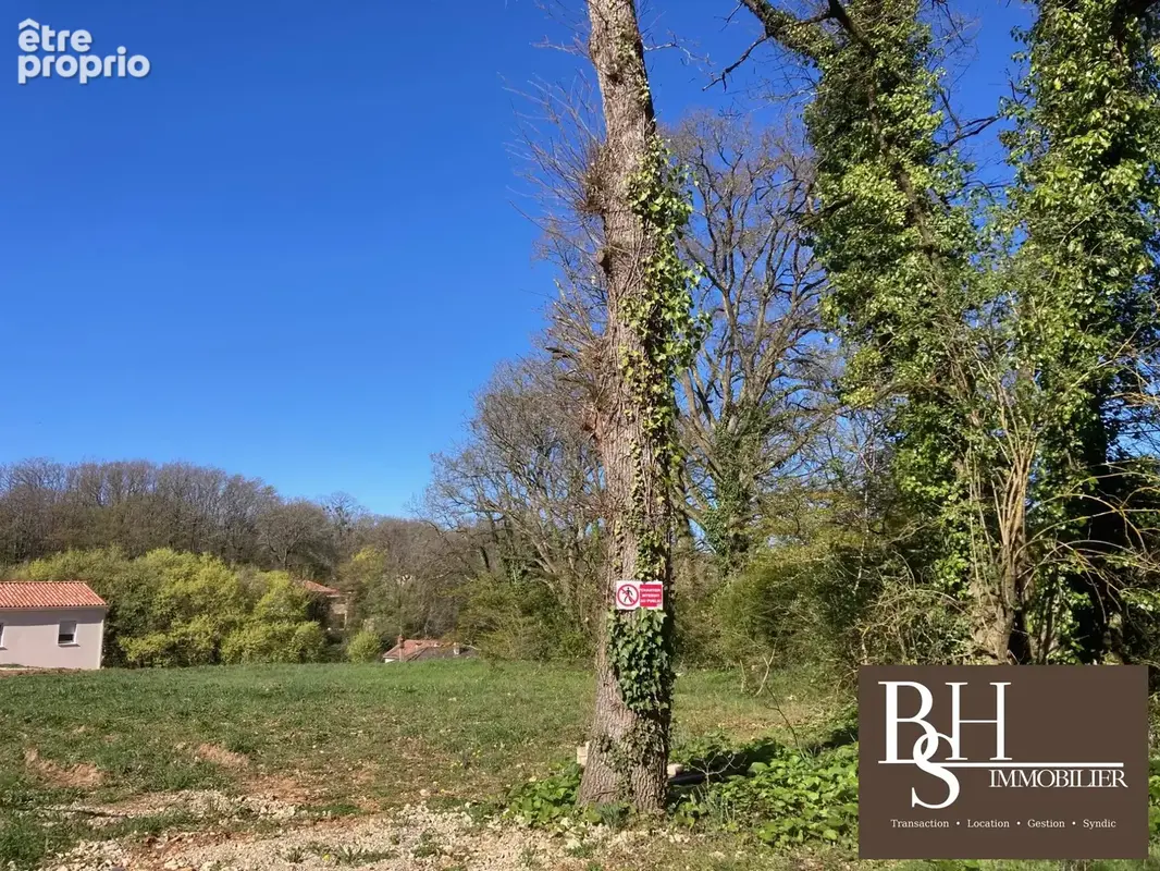 Terrain 527 m² à vendre à Saint-Benoit (86280) - photo 2