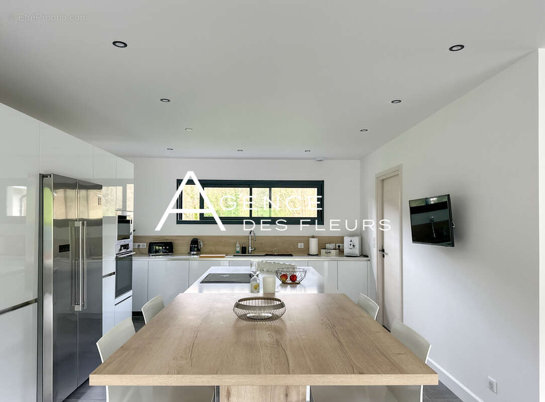 Maison à LA SAUSSAYE