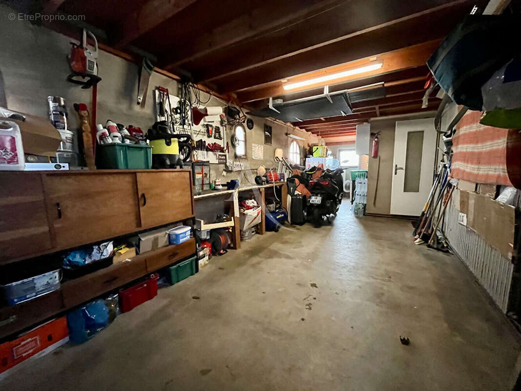 Maison à COMMEQUIERS