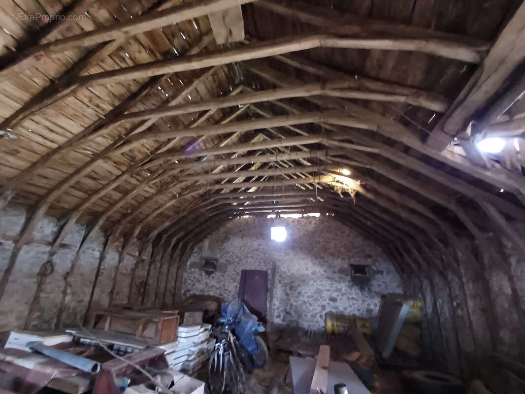 Autre à CAMPS-SAINT-MATHURIN-LEOBAZEL