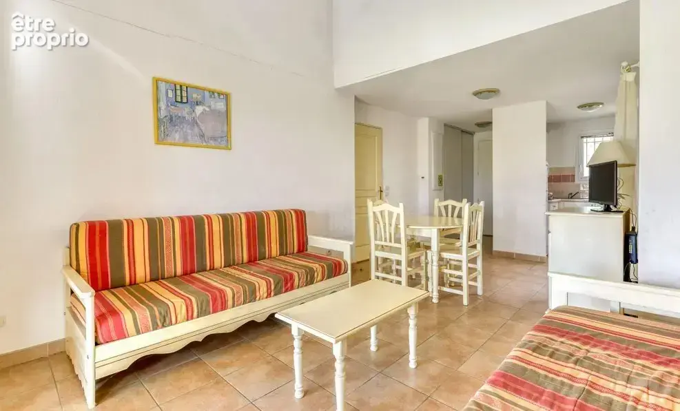 INVESTISSEMENT LOCATIF  HOMPS  Résidence de Tourisme Vacancéole Port Minervois / Les Hauts du Lac - 4,62 % de rentabilité - photo 3