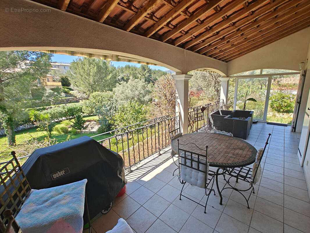 Maison à LA VALETTE-DU-VAR