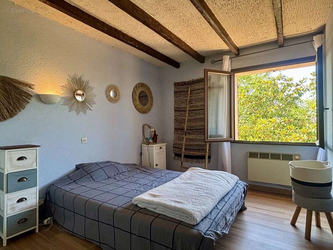 Maison à SIX-FOURS-LES-PLAGES