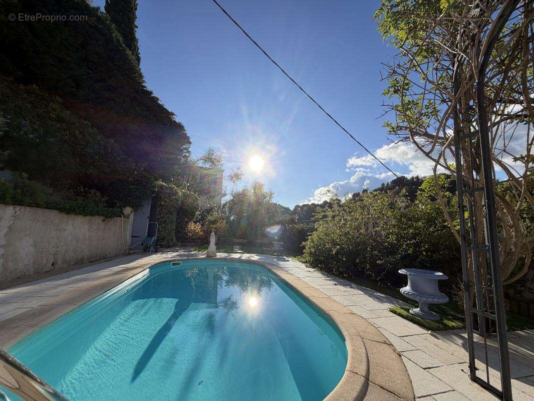 Maison à MENTON