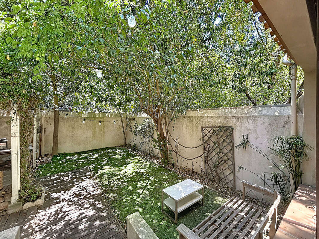 Appartement à MARSEILLE-5E