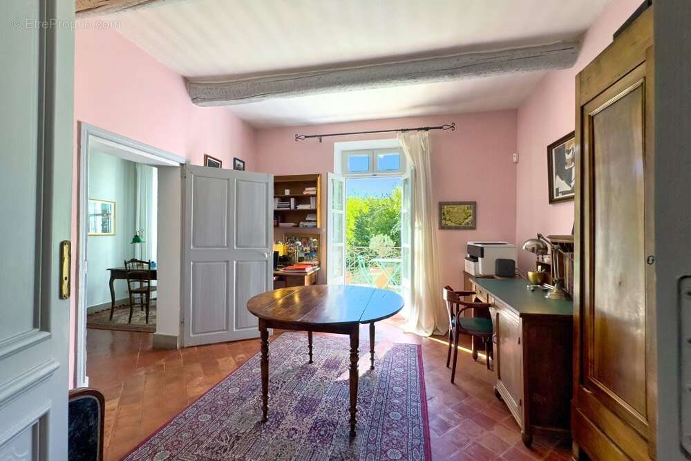 Maison à VAISON-LA-ROMAINE