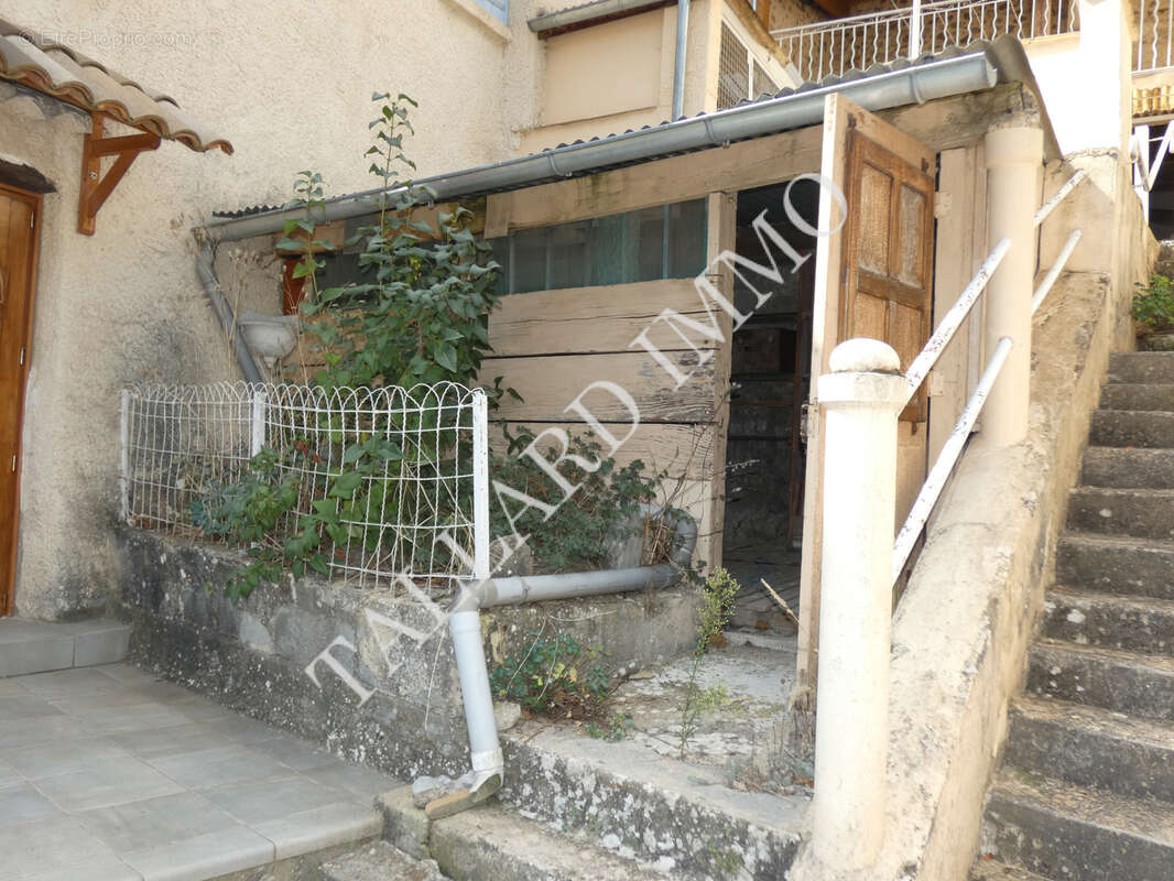 Gros potentiel habitation et/ou location annuelle ou saisonnière - photo 24