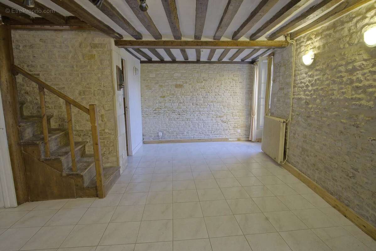 LANGRUNE SUR MER - Maison 104m² en pierre avec jardin & garage - photo 2