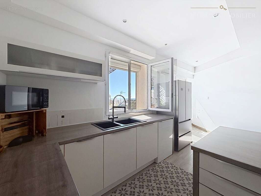 Appartement à MARSEILLE-8E