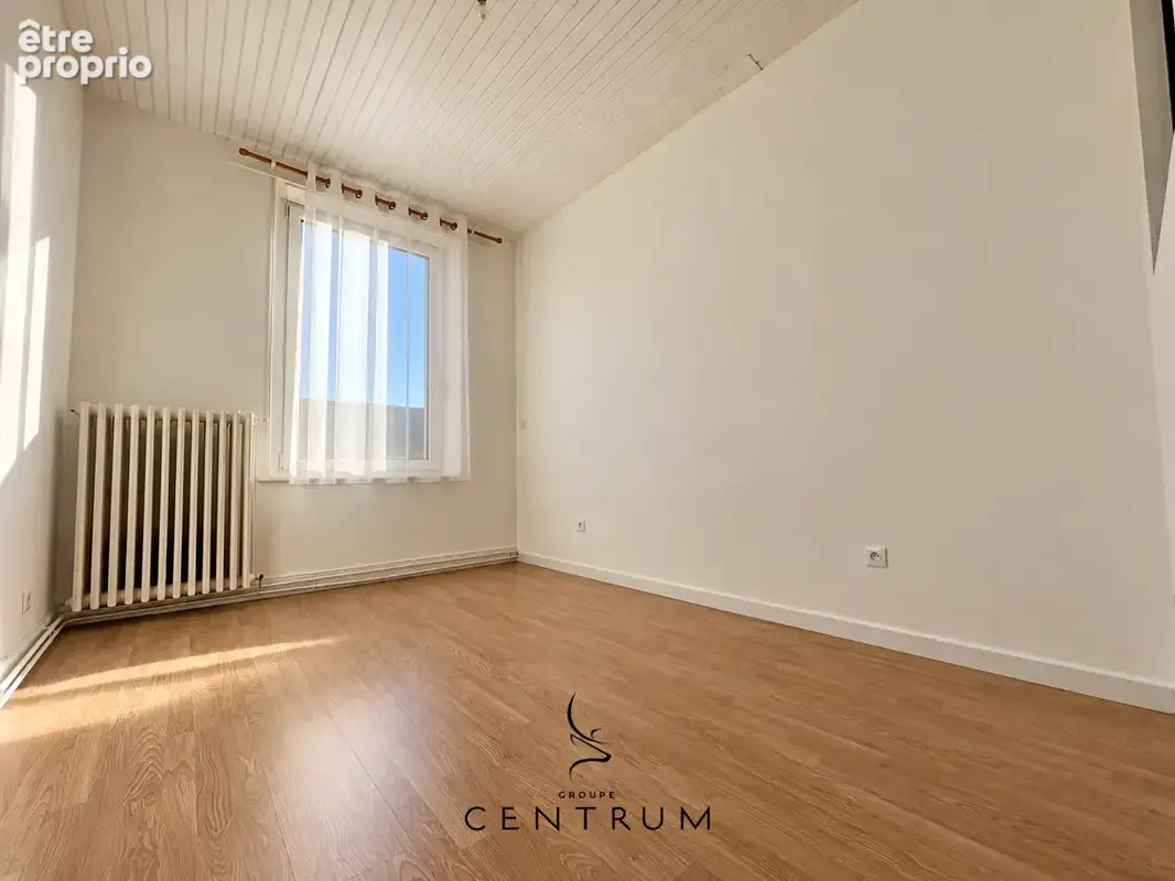 Appartement de caractère   78 m2   2 chambres   Gare à pied - photo 6