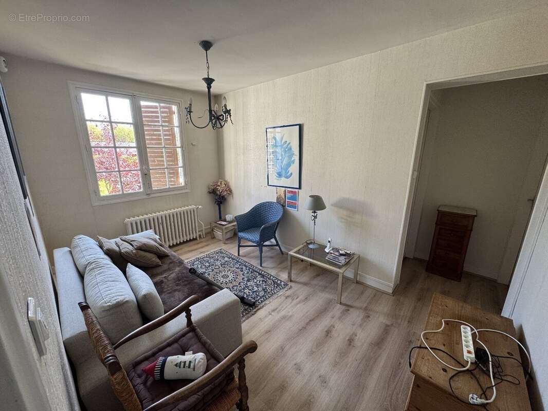 Pavillon individuel sur terrain de 2442 m² - photo 24