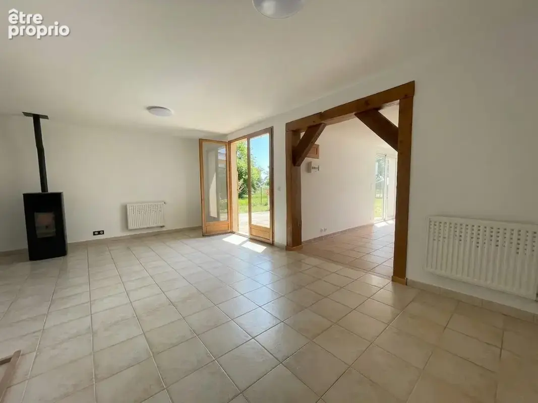 Maison 115 m² à Saint-Sigismond  - photo 5