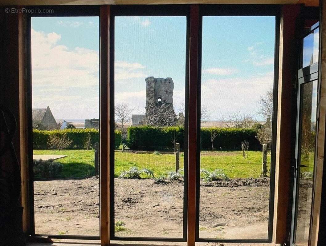 Maison 52 m² à Regneville-Sur-Mer  - photo 3