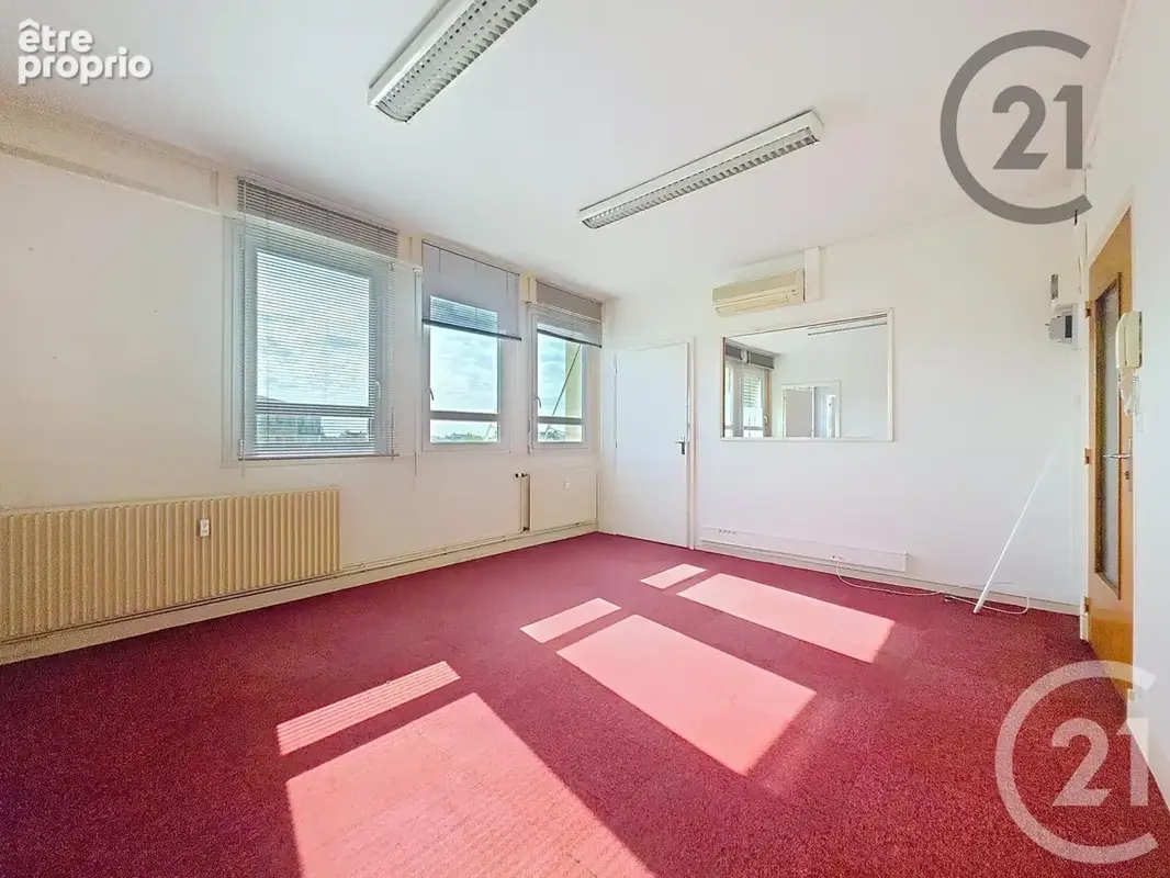 Photo Autres à Troyes au prix de 34 000€