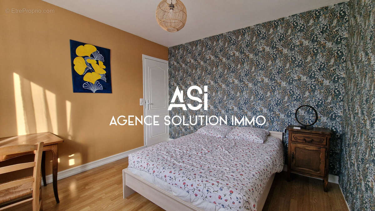 Maison à L'HUISSERIE