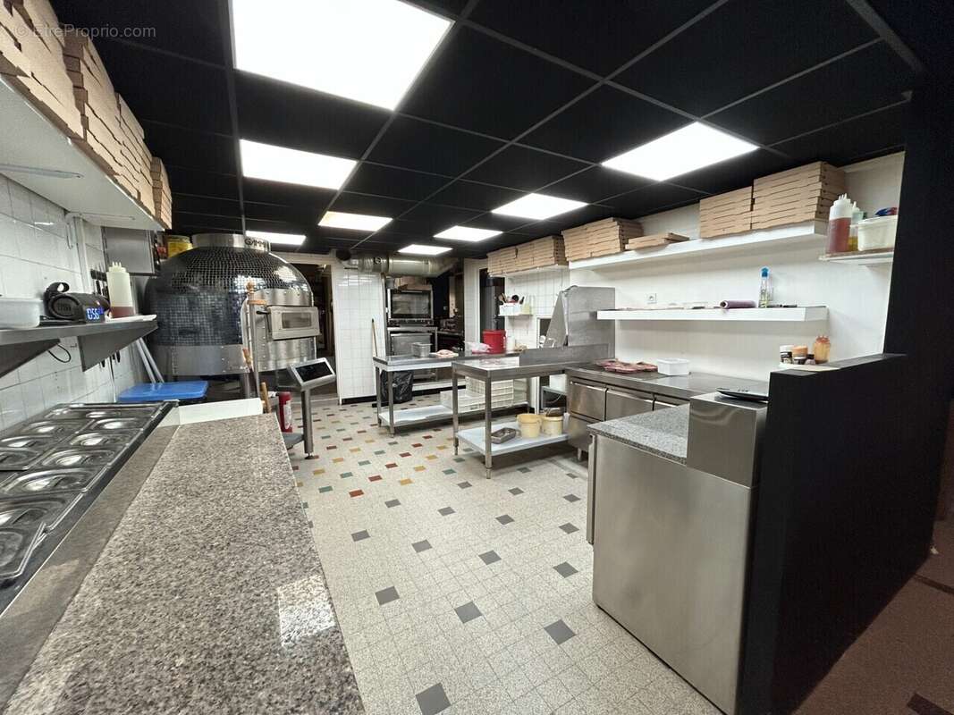 Commerce à HAUTERIVES