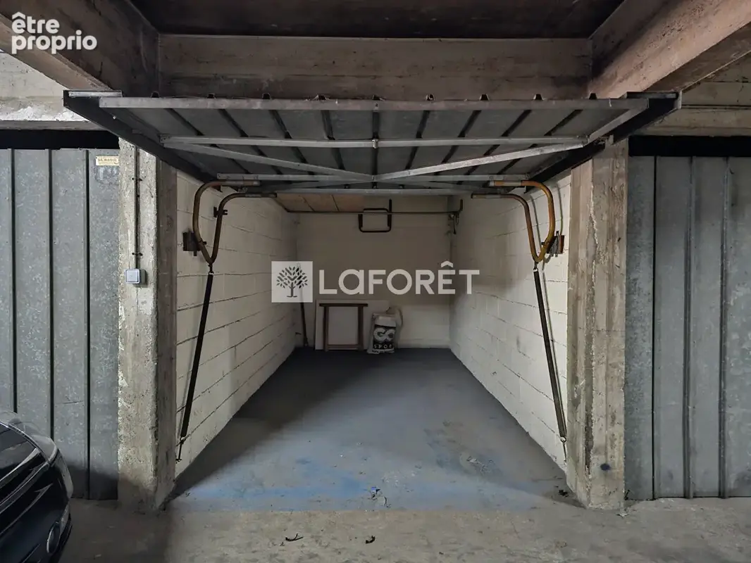 Villejuif - Louis Aragon - Box sécurisé - 5,15 m x 2,50 m - photo 1