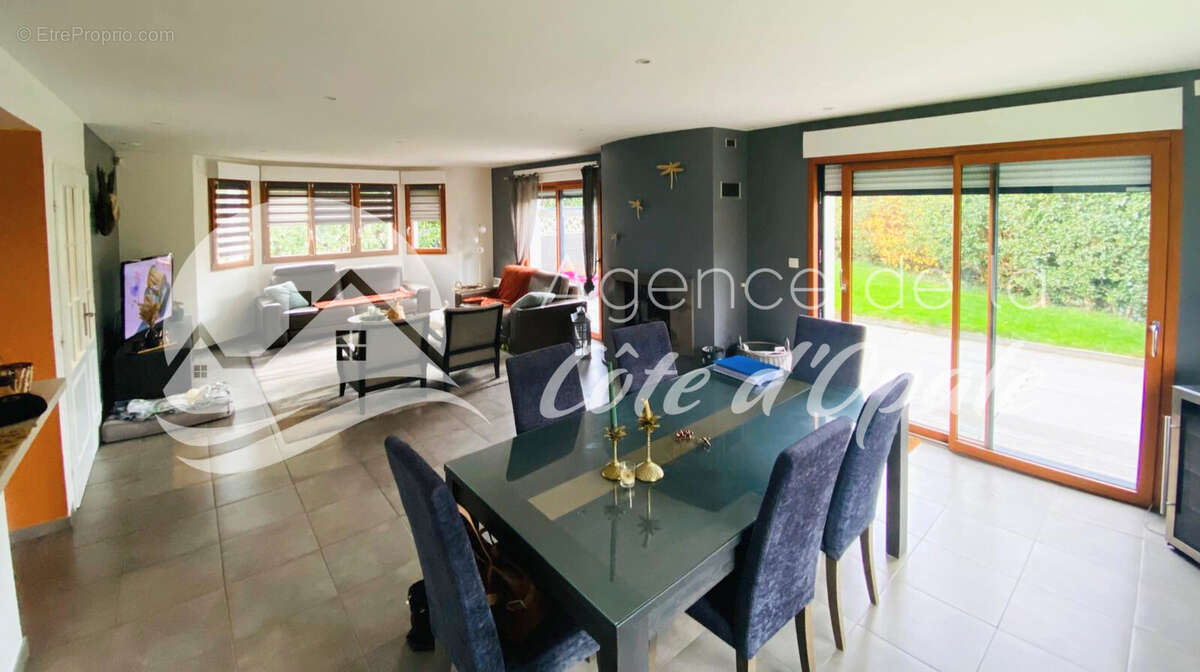 Maison à LA CAPELLE-LES-BOULOGNE