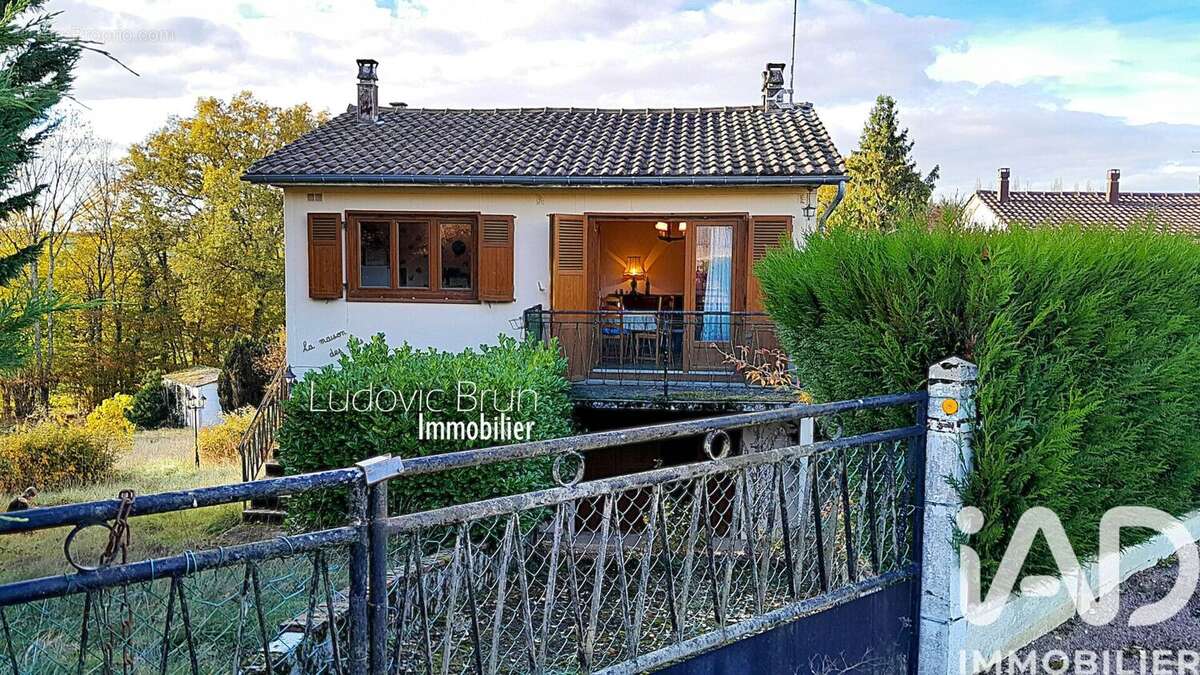 Photo 2 - Maison à VILLENEUVE-LES-GENETS