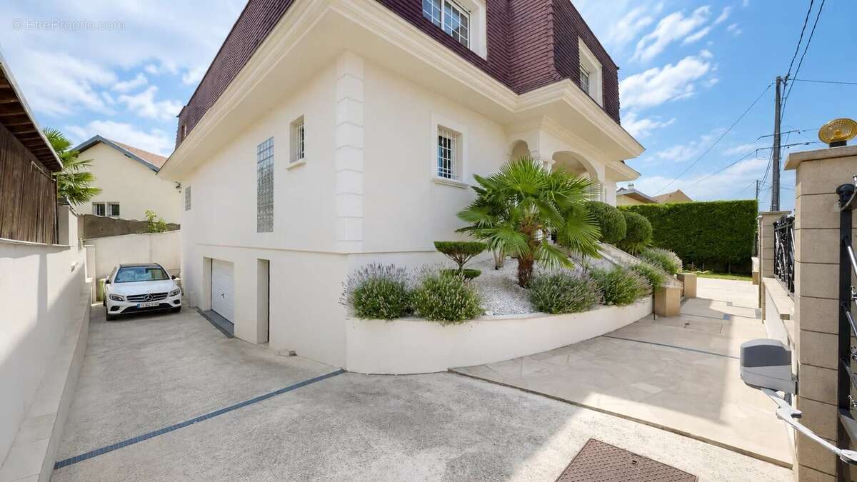 Maison 255 m² à Courtry  - photo 26