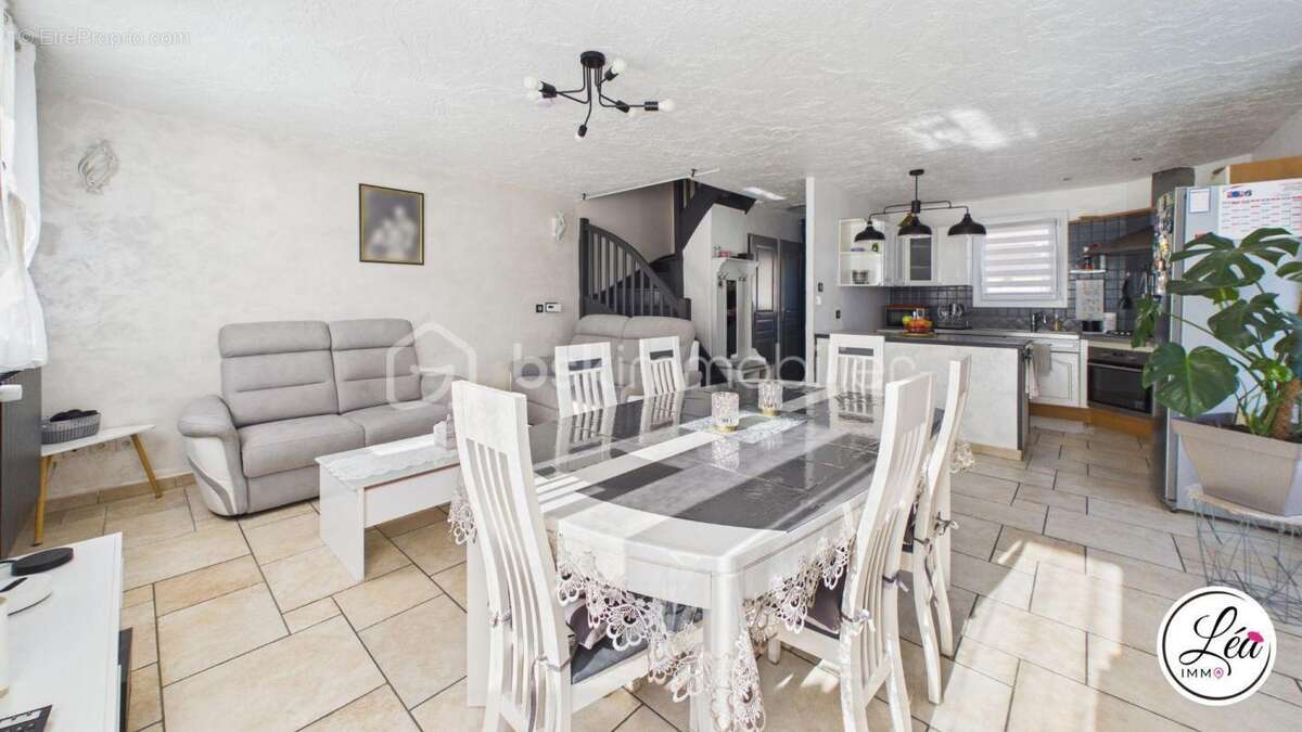 Votre nouveau chez-vous : maison avec jardin, terrasse & garage - photo 5