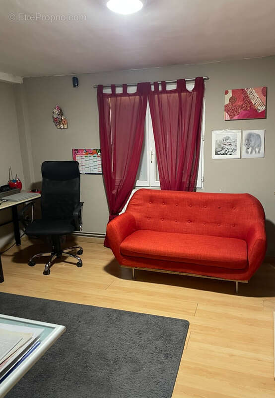 Maison à RIBAUTE-LES-TAVERNES