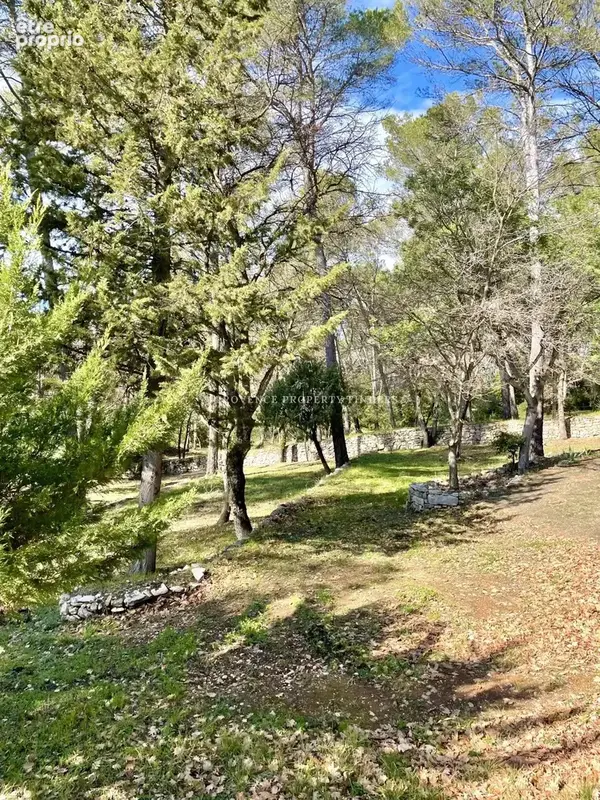 Charmante villa avec beau terrain. - photo 27