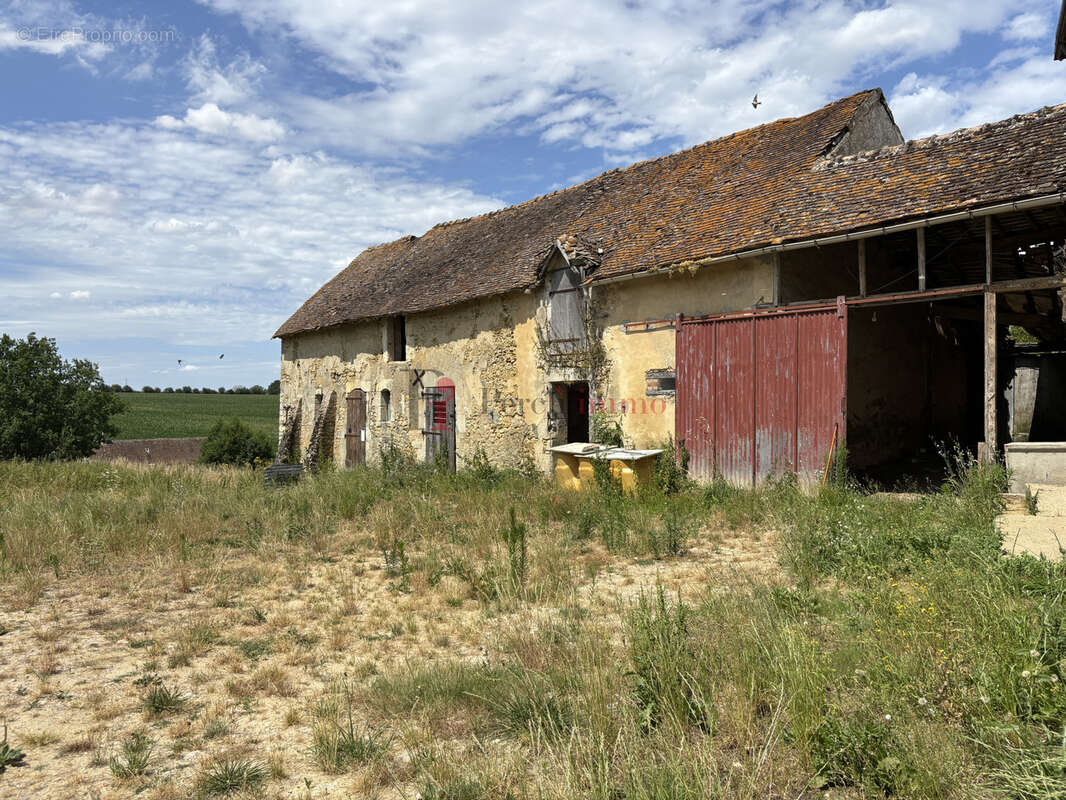Corps de ferme a renover avec vue sur la campagne, entre belleme et mamers - photo 2
