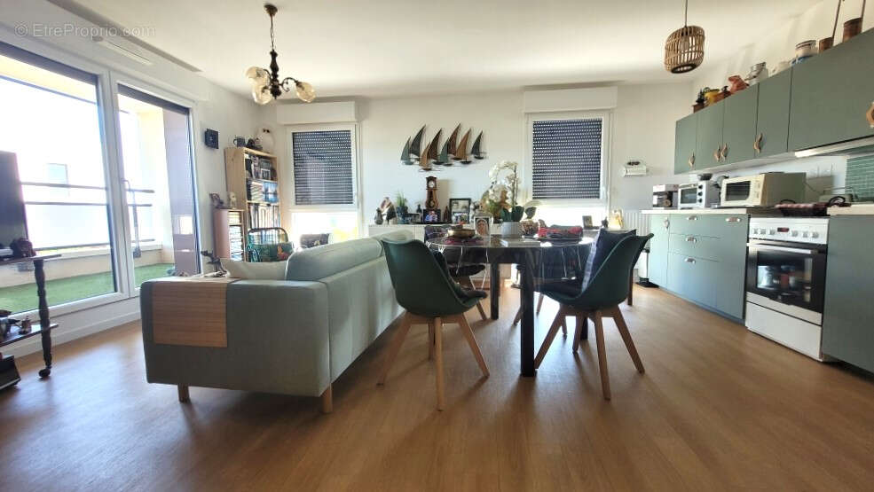 Appartement  de 2023 de 3PP avec grand balcon, cave et 2 stationnements - photo 2