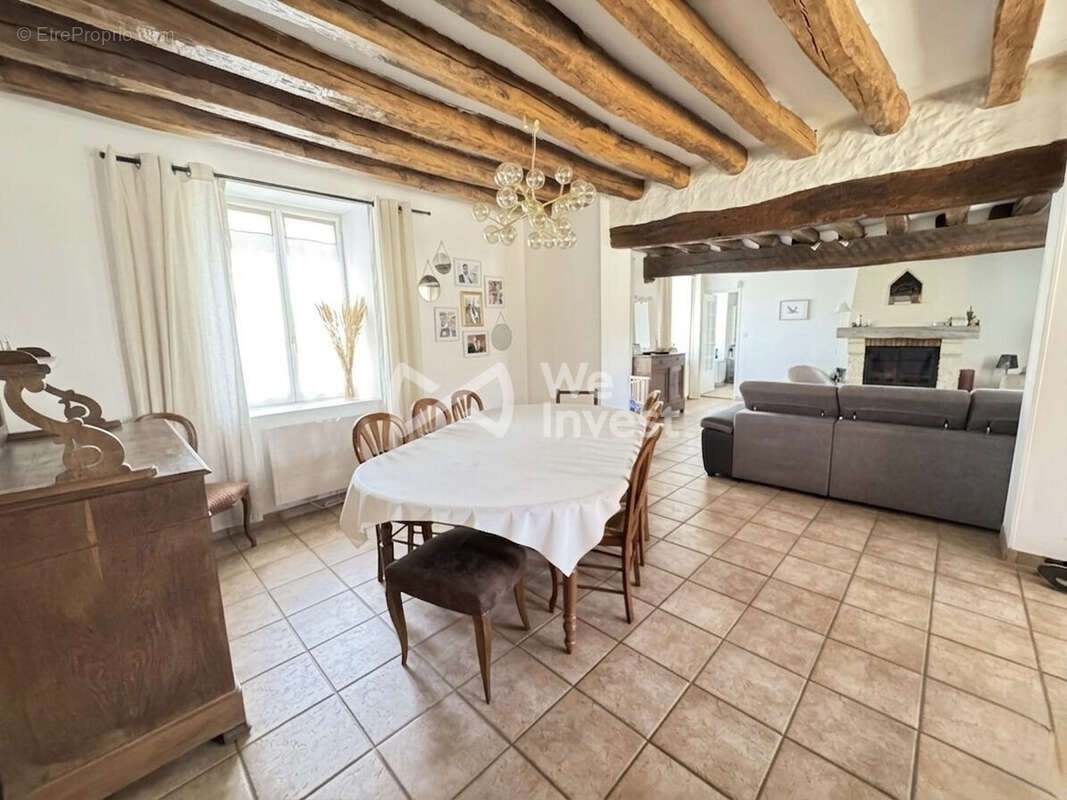 Maison 150 m² à La Ferte-Milon  - photo 3