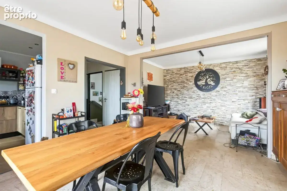 Maison de 6 pièces de 153 m² à Carpentras - photo 2