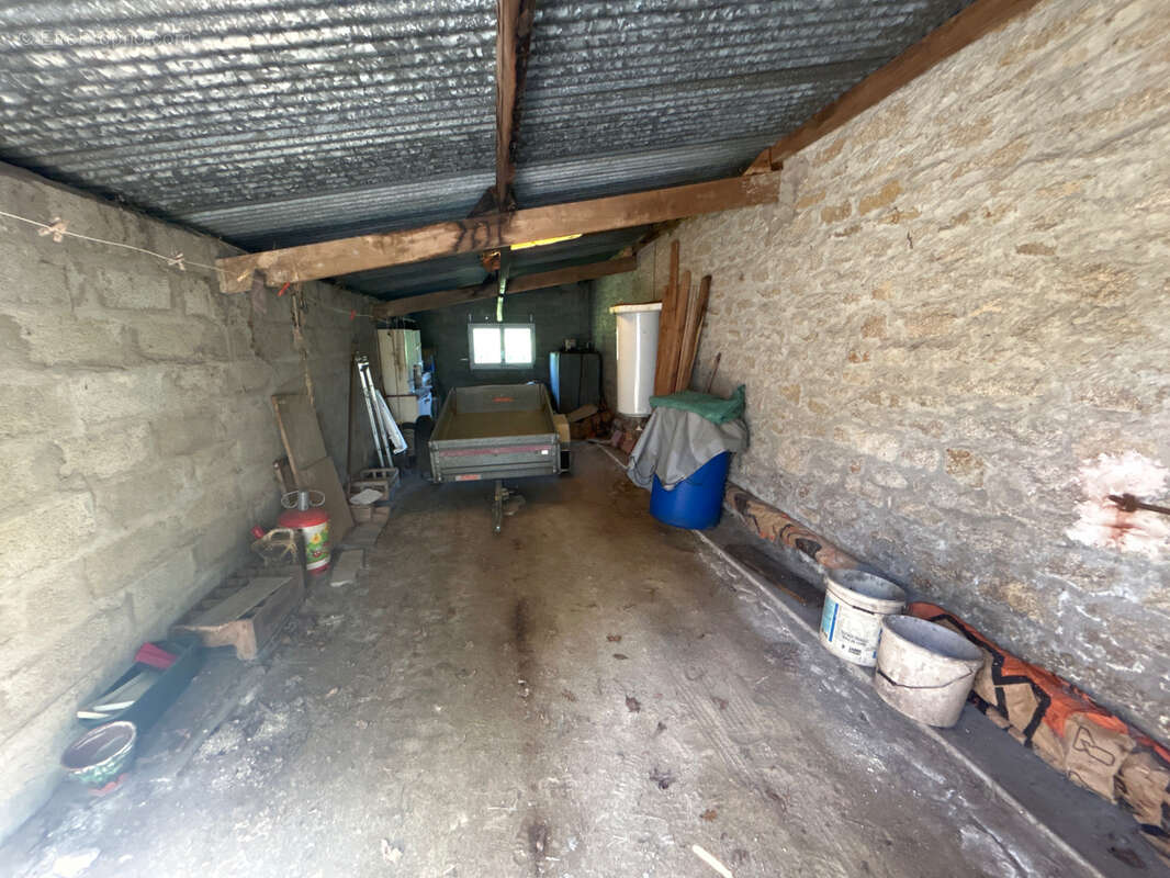 Maison de village avec dépendances - photo 9