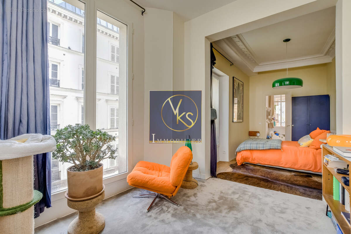 Appartement à PARIS-9E