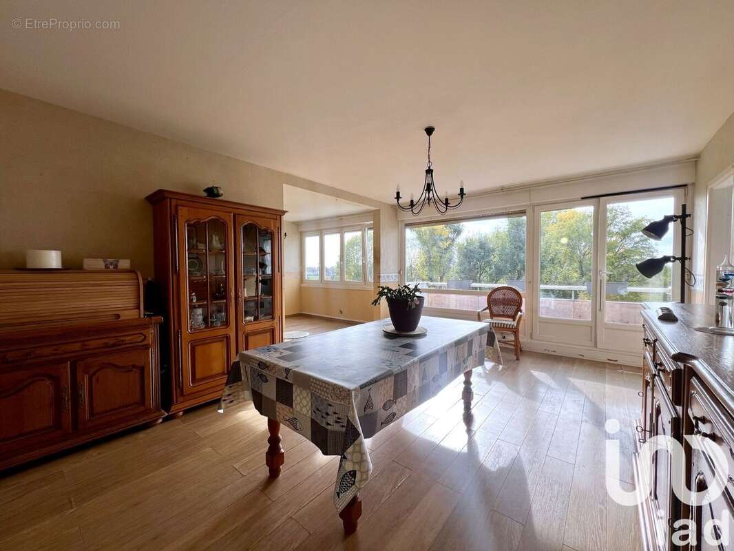 Photo 2 - Appartement à WATTIGNIES